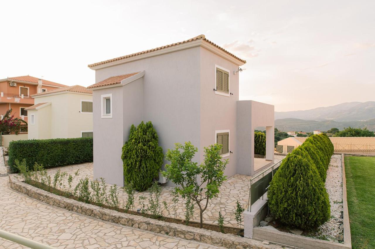 Vasilopoulos Residences - Villa Emelia With Shared Pool Argostoli  Esterno foto