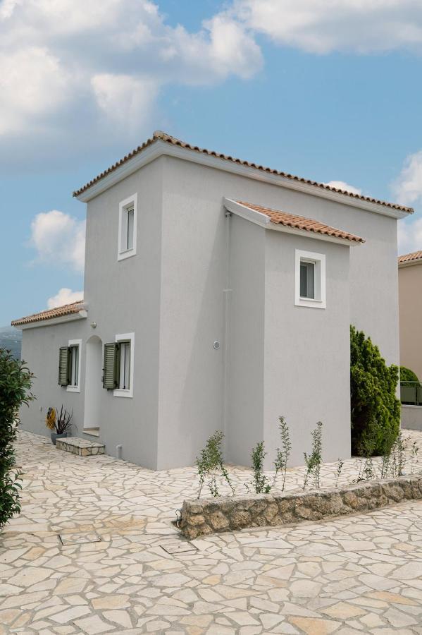 Vasilopoulos Residences - Villa Emelia With Shared Pool Argostoli  Esterno foto