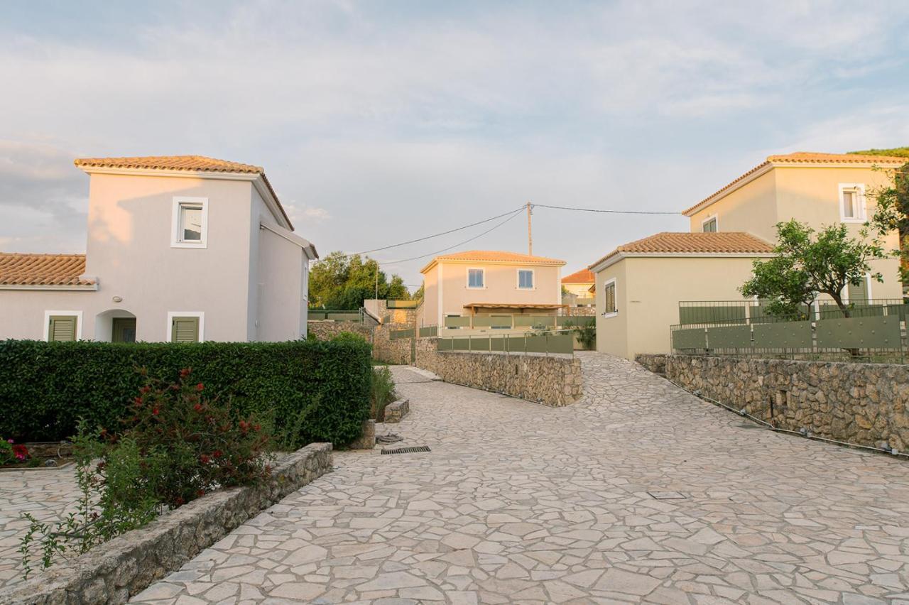 Vasilopoulos Residences - Villa Emelia With Shared Pool Argostoli  Esterno foto